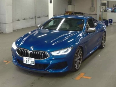 BMW 8 SERIES