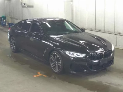 BMW 8 SERIES
