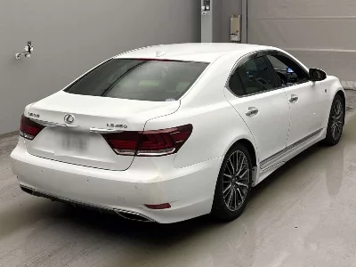 Lexus LS460L