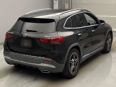 MERCEDES BENZ GLA