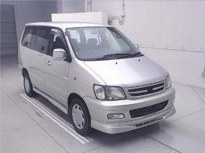 Daihatsu Delta Wagon