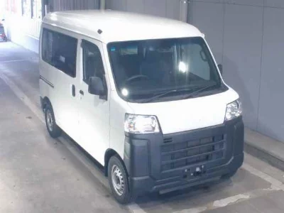 TOYOTA PIXIS VAN