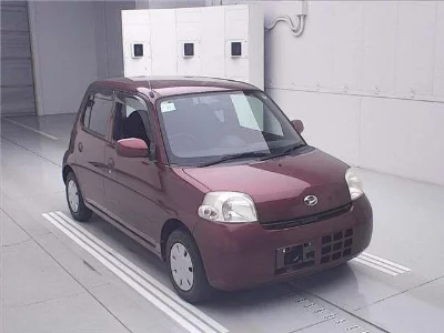 Daihatsu Esse