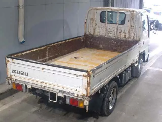 Isuzu Elf  с аукциона в Японии