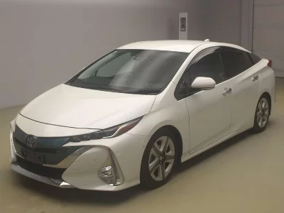 Toyota Prius PHV