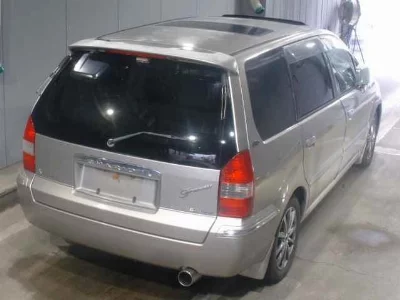 Mitsubishi Chariot Grandis