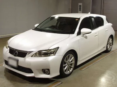 Lexus CT200h
