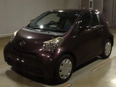 Toyota iQ