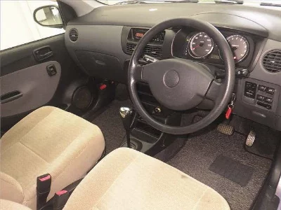 Daihatsu Mira Avy