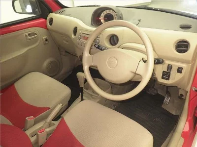 Daihatsu Esse