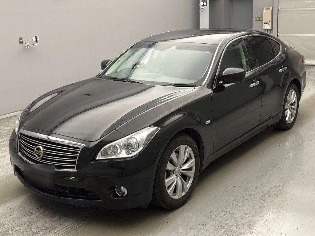 Nissan Fuga  с аукциона в Японии