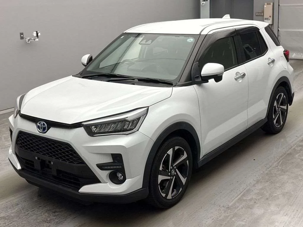 Toyota Raize  с аукциона в Японии