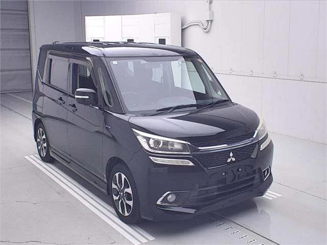 Mitsubishi Delica D:2  с аукциона в Японии