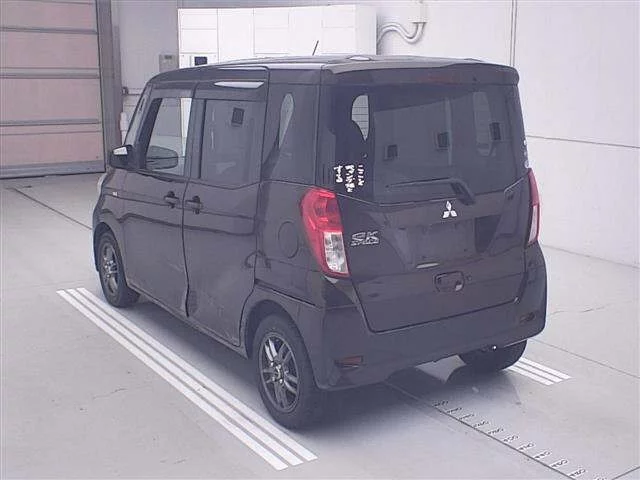 Mitsubishi eK X Space  с аукциона в Японии