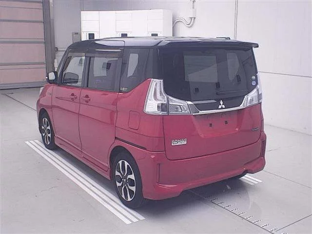 Mitsubishi Delica D:2  с аукциона в Японии
