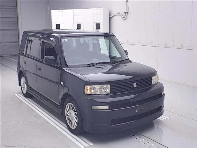 Toyota bB  с аукциона в Японии