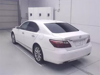 Lexus LS460L