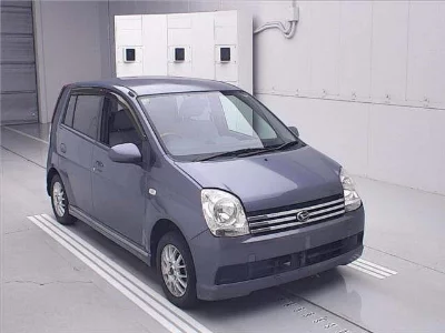 Daihatsu Mira Avy