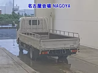 Цена авто Toyota Dyna с аукционов Японии, номер кузова XZU655, пробег 246 000, оценка 4