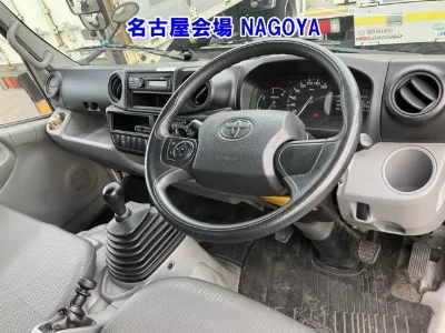 TOYOTA DYNA