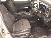 Цена авто Toyota Crown Crossover с аукционов Японии, номер кузова AZSH35, пробег 56 000, оценка 3