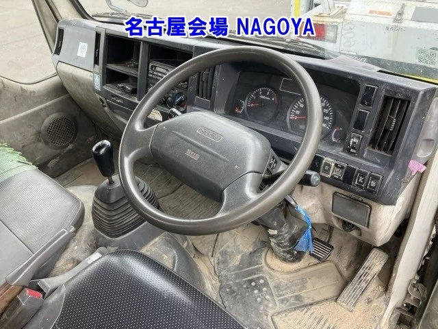 Isuzu Elf  с аукциона в Японии