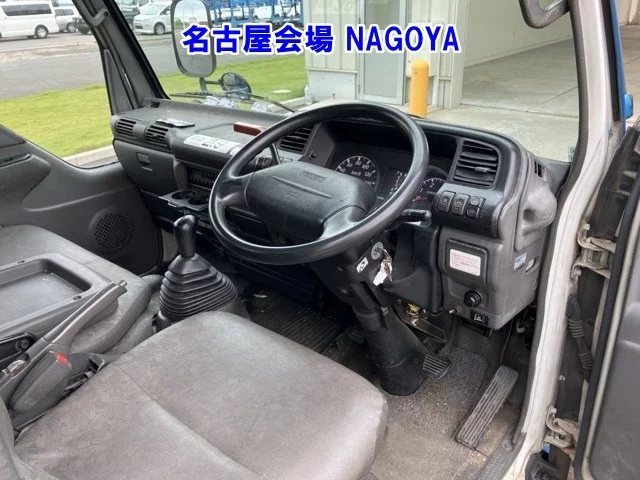 Isuzu Elf  с аукциона в Японии