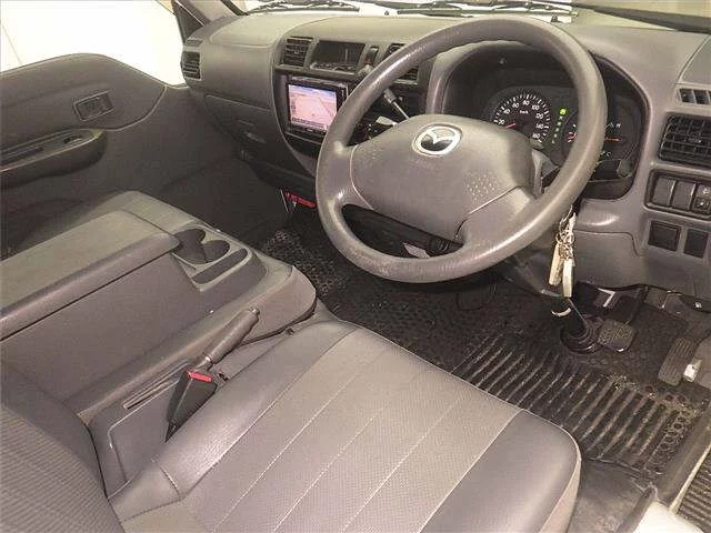 Mazda Bongo  с аукциона в Японии