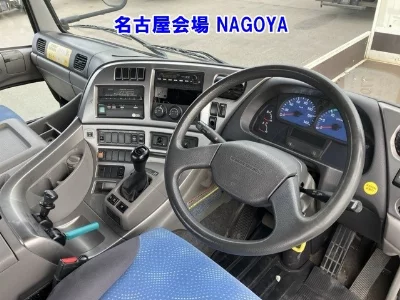 NISSAN DIESEL (UD) QUON