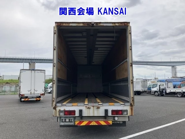 Hino Profia  с аукциона в Японии