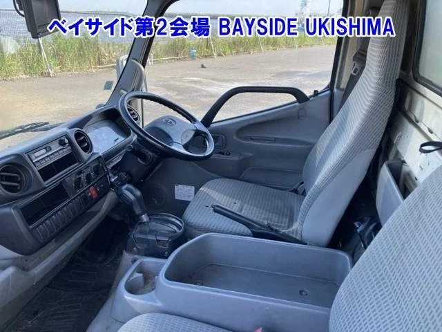 Toyota ToyoAce  с аукциона в Японии