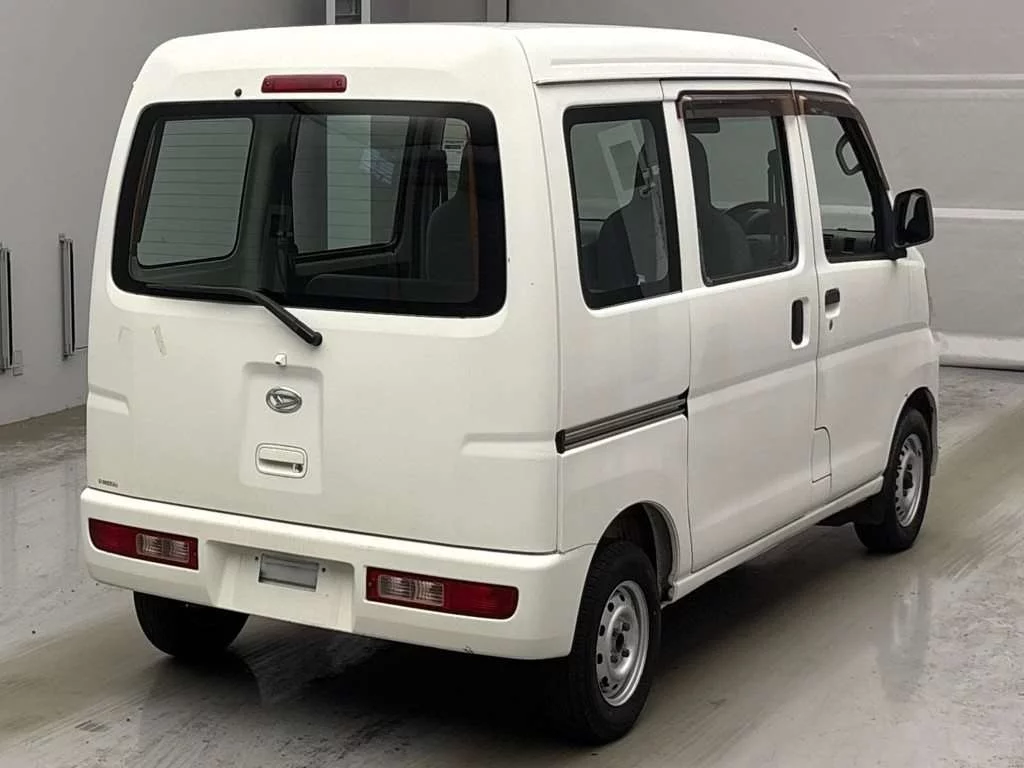 Daihatsu Hijet Cargo  с аукциона в Японии