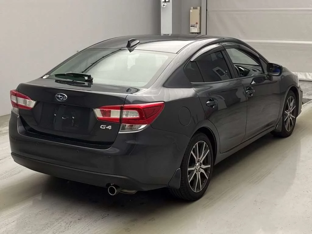Subaru Impreza  с аукциона в Японии