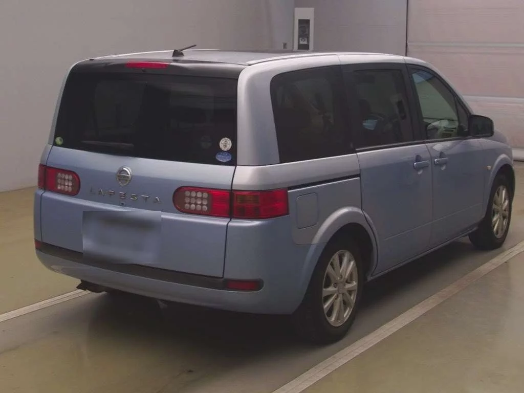 Nissan Lafesta  с аукциона в Японии