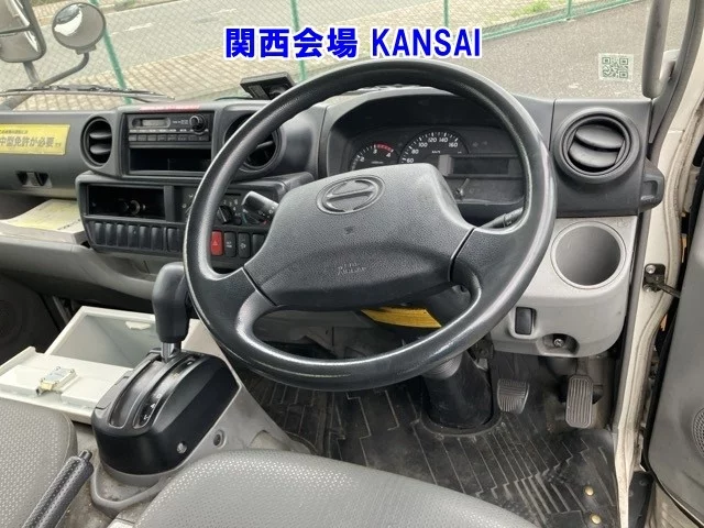 Hino Dutro  с аукциона в Японии
