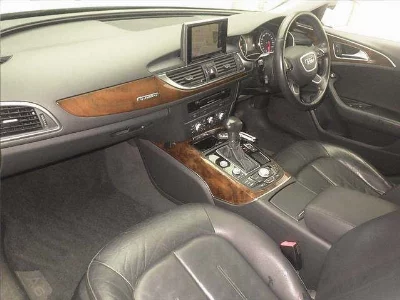 AUDI A6 AVANTE