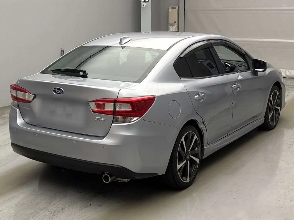 Subaru Impreza  с аукциона в Японии