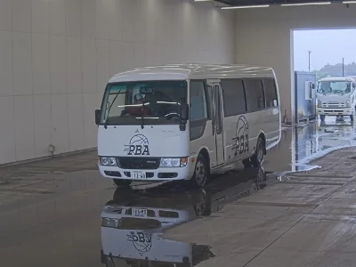 Mitsubishi FUSO ROSA