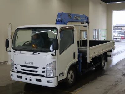 Isuzu Elf