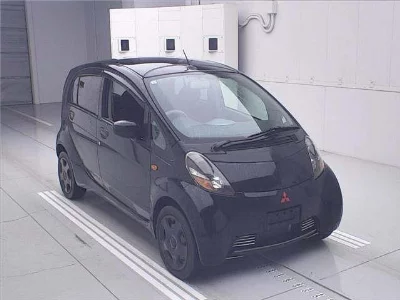 Mitsubishi i