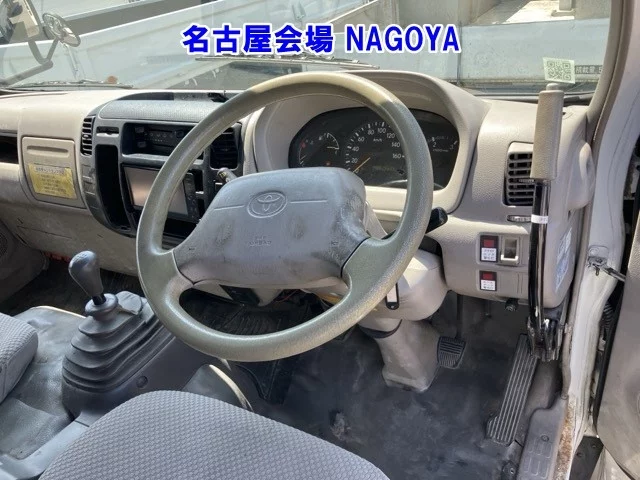 Toyota Dyna  с аукциона в Японии