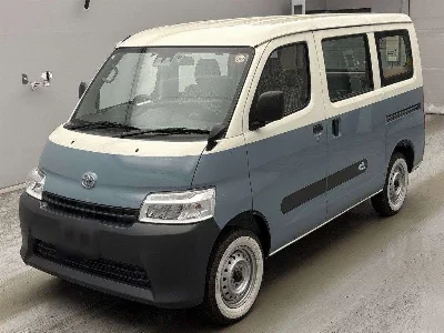 TOYOTA TOWN ACE VAN