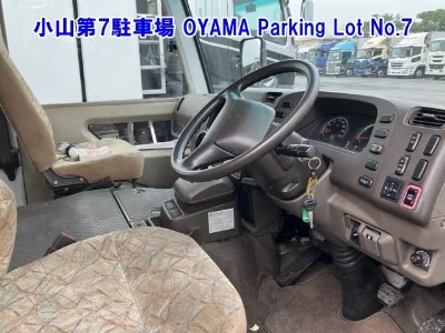 Mitsubishi FUSO ROSA