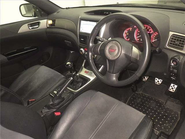 Subaru IMPREZA WRX  с аукциона в Японии