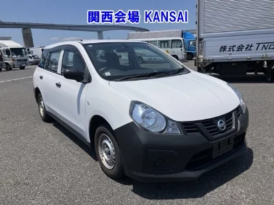 Nissan AD