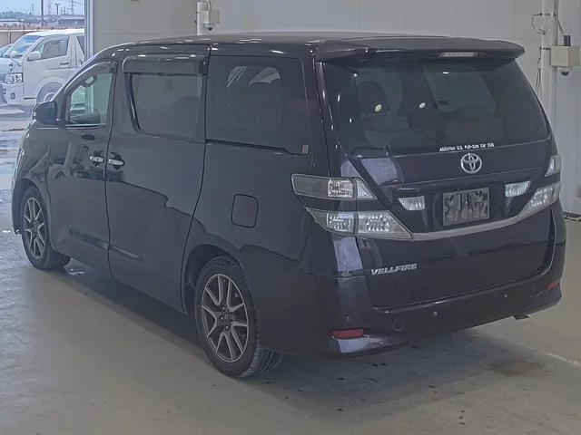 Toyota Vellfire  с аукциона в Японии