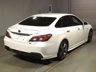 Toyota CROWN HYBRID