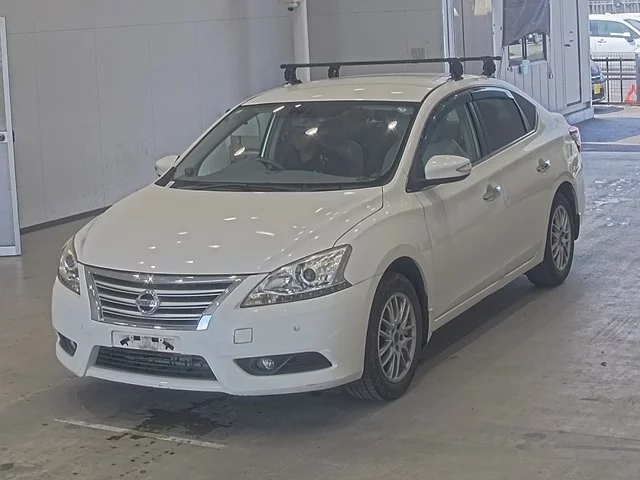 Nissan Sylphy  с аукциона в Японии