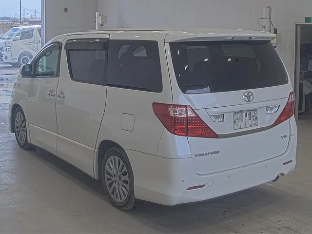 Toyota Vellfire  с аукциона в Японии