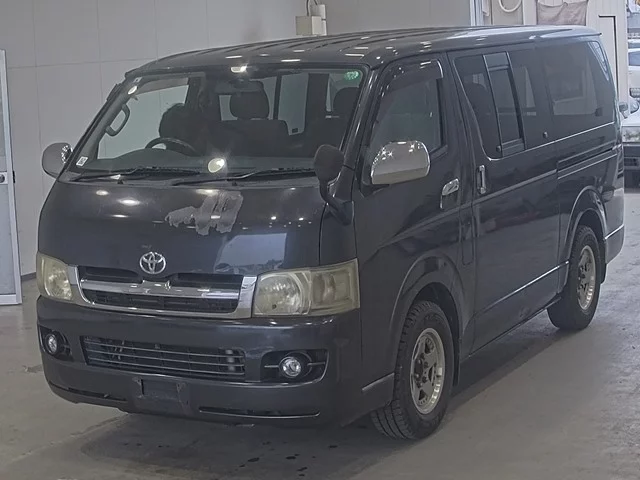 Toyota RegiusAce  с аукциона в Японии